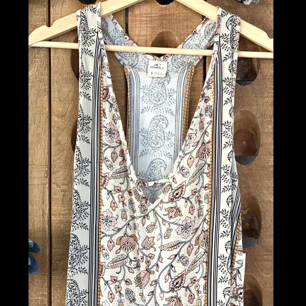 NWT O’Neil floral dress Small